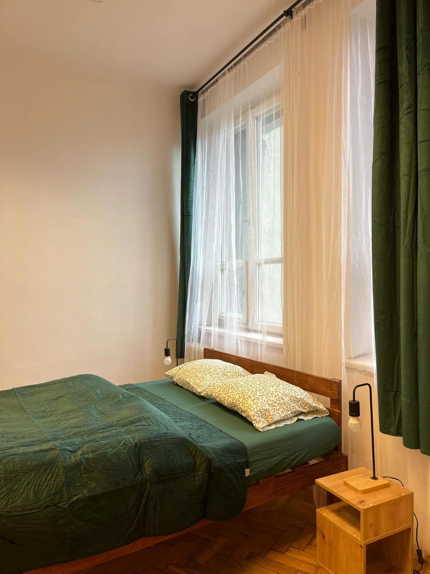 Room In Old Town Красков Екстериор снимка